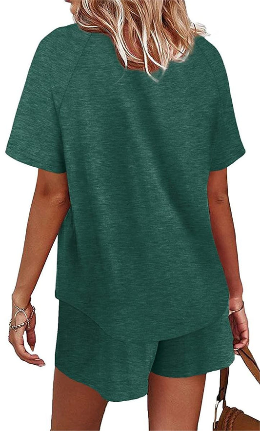 Zweiteiliges Freizeit-Outfit für Damen