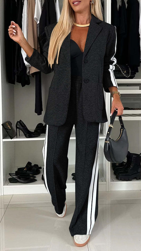Sportlicher Patchwork-Blazer mit Revers und locker geschnittene Hose mit elastischem Bund und Taschen im Set