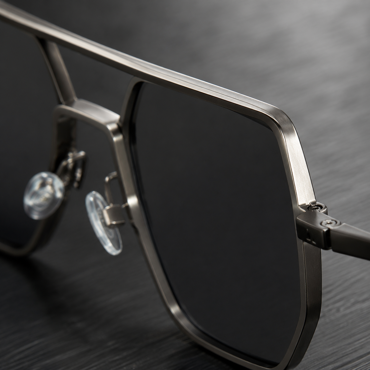 Luxury Metal Photochromic Sunglasses Polarized Stylish Chameleon Anti-glare Driving Shades UV400